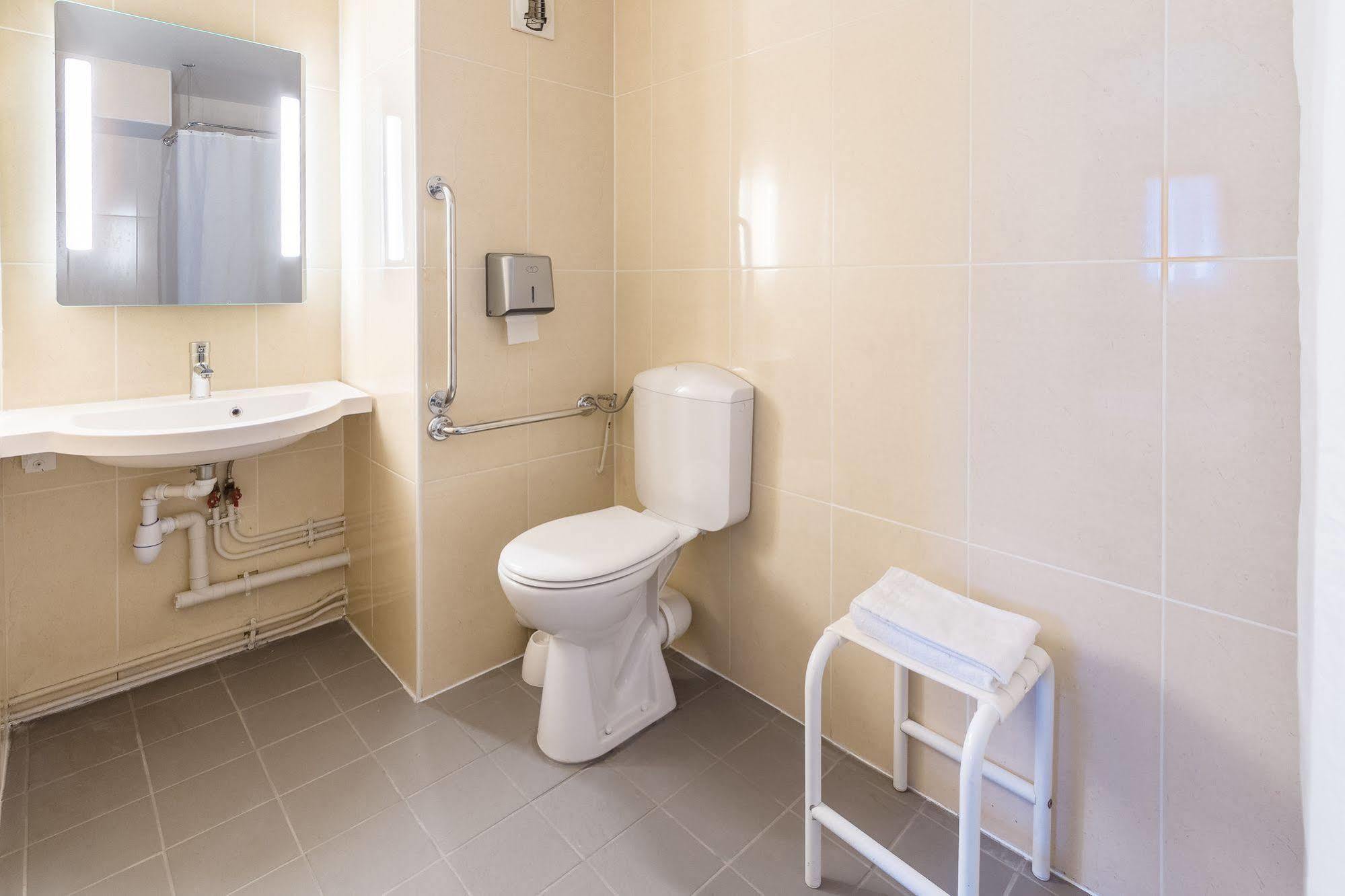 B&B Hotel Colmar Vignobles Ouest Винтсенайм Экстерьер фото